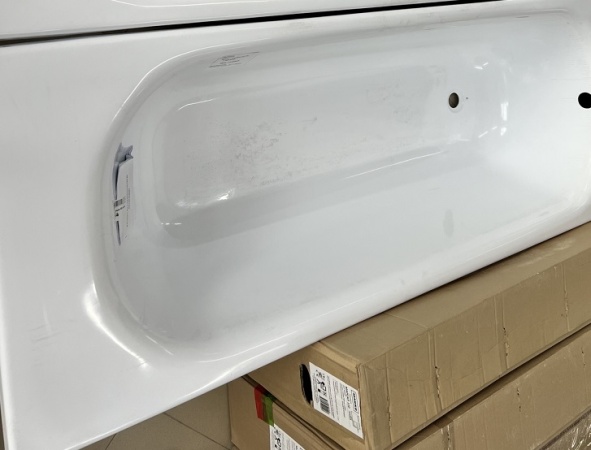 Акриловая ванна Тритон Ультра 180x70х57 с полкой 