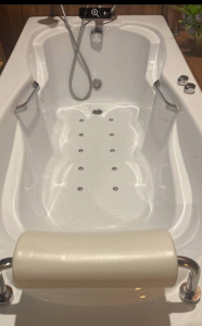 Акриловая ванна Тритон Цезарь 1800х800х640 в наличии